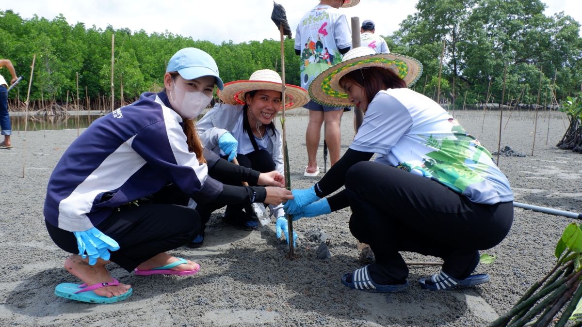 ACT_Tree planting (1).jpg