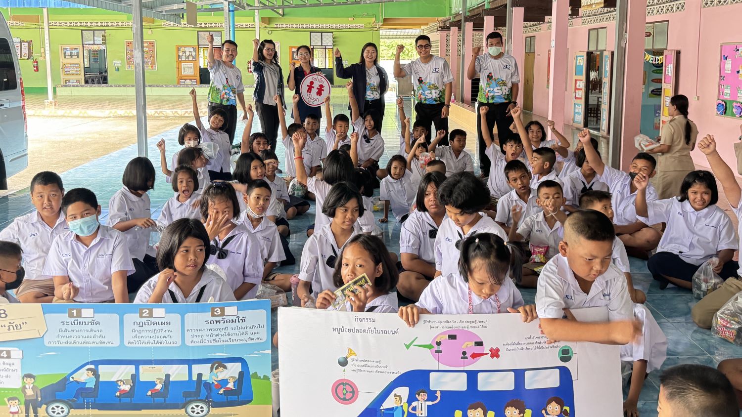 Thai AISIN Group Safety To School at Wat Pathumawas School, Rayong Province (2).jpg